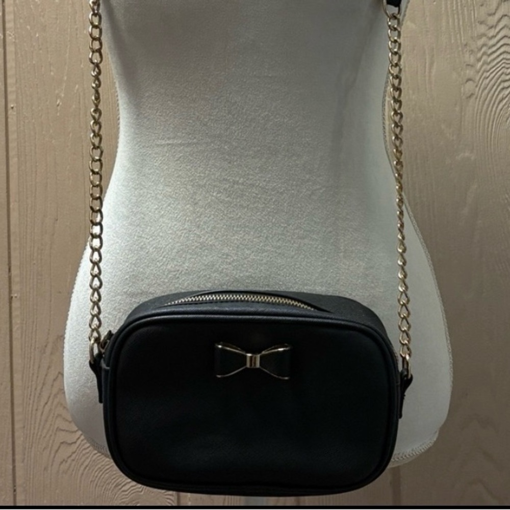 Like Dreams Black Crossbody